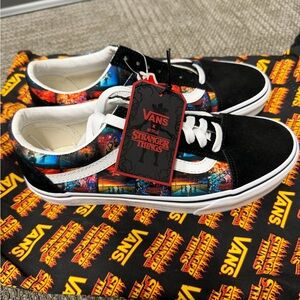 Vans x Stranger Things Black Old Skool